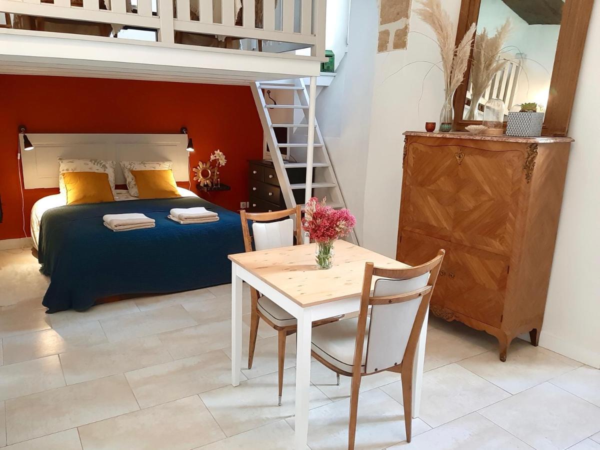 En Plein Coeur : Charmant Gite Centre Amboise Bagian luar foto